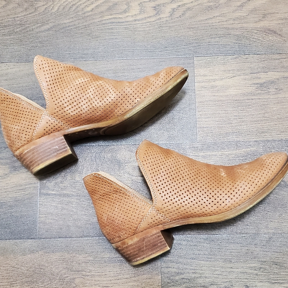 Lucky Brand Brown Sz 8 Booties